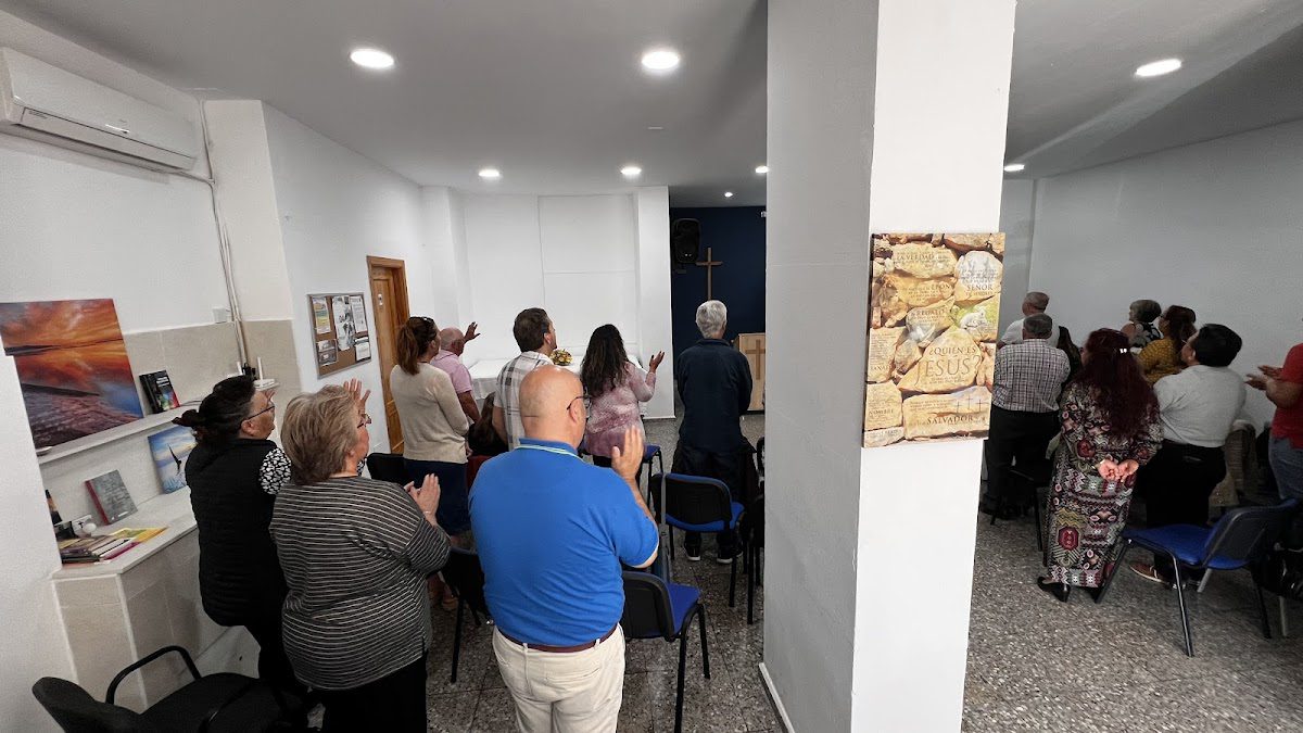 El Puente Christian Fellowship