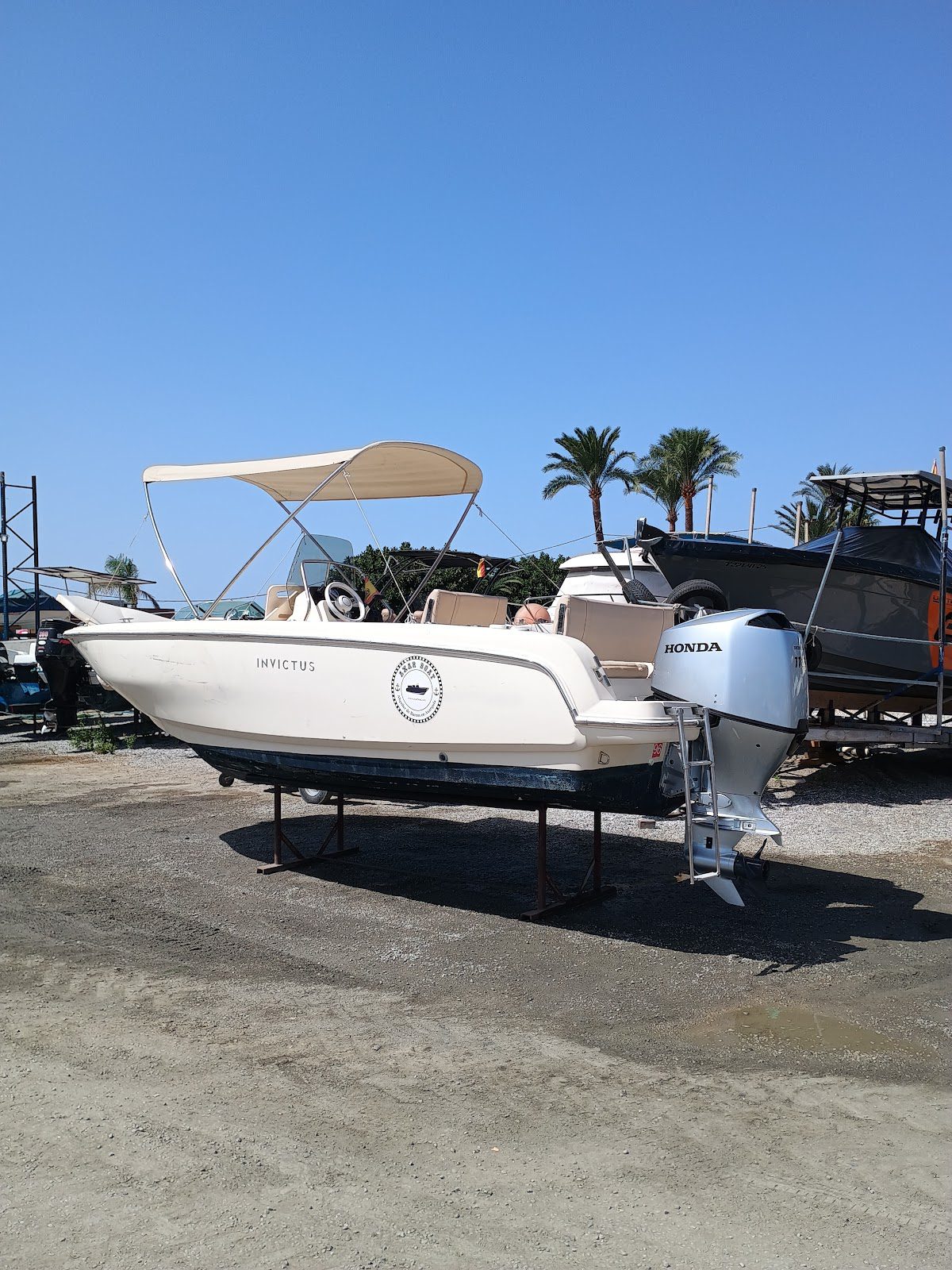 Axarboat