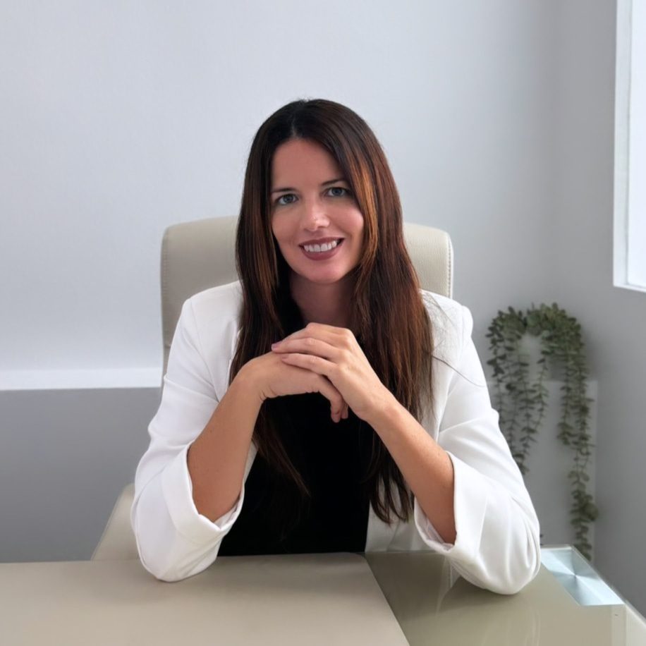 JURADO ABOGADOS. Jennifer Herrera Jurado