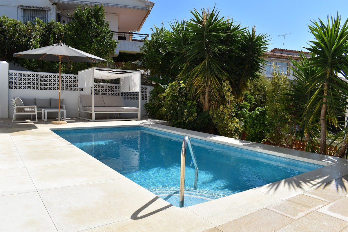 Rivera Real Estate | Estate Agent | Caleta de Vélez | Axarquia
