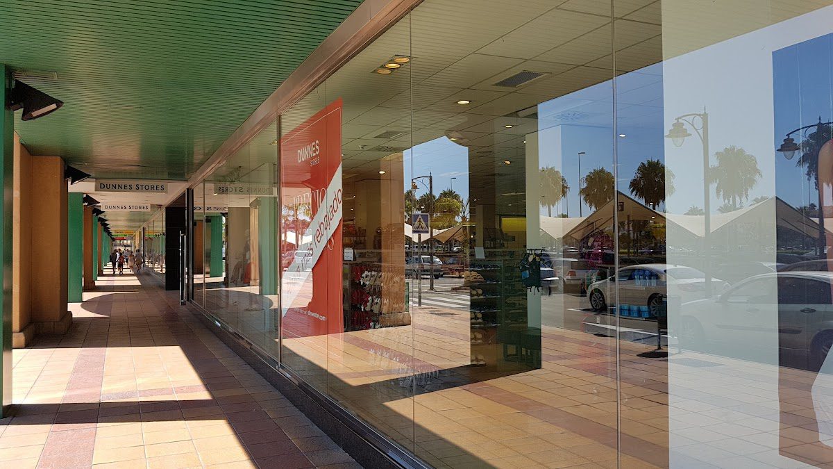 Dunnes Stores - Velez