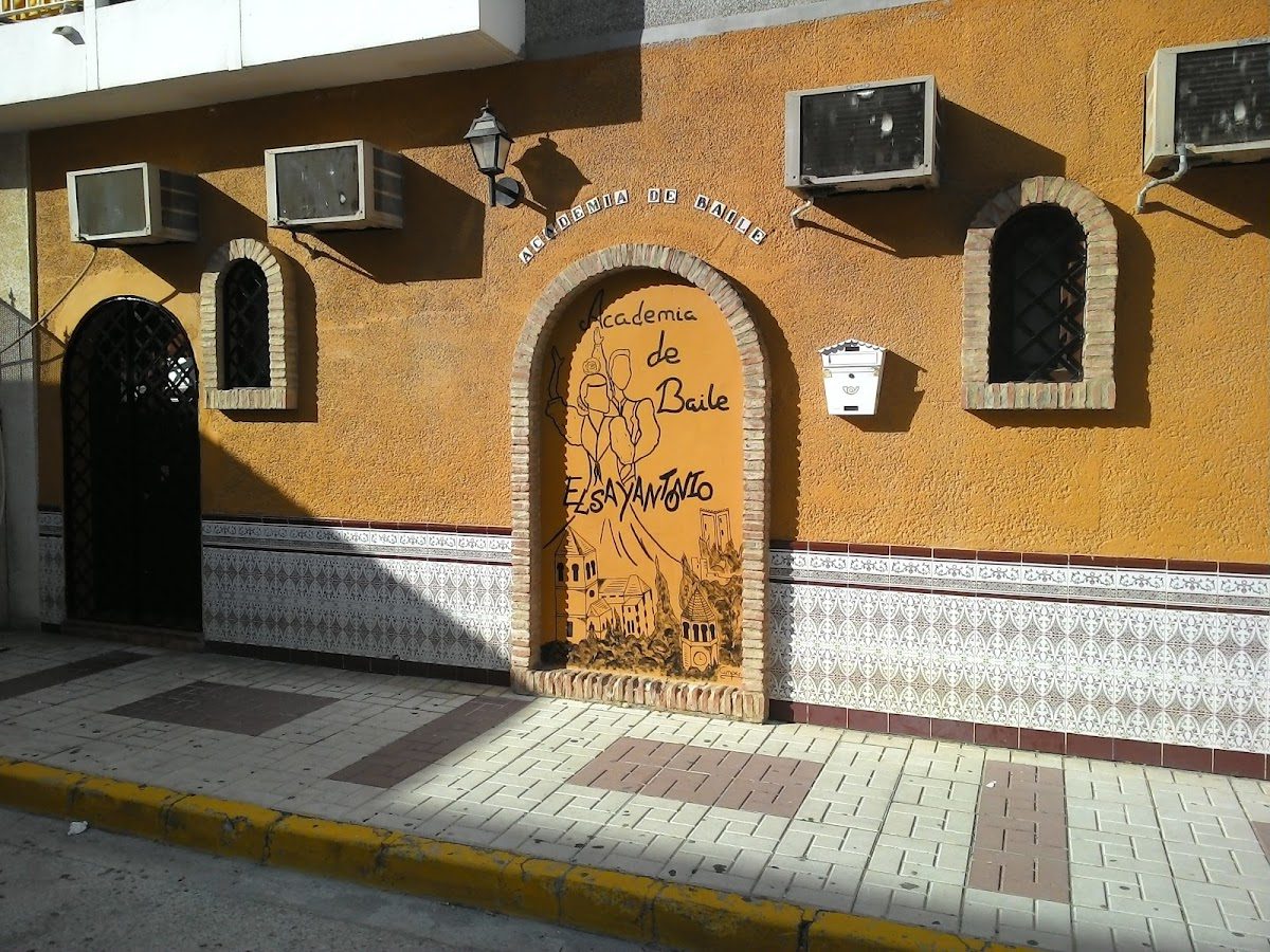 Academia De Baile Elsa Y Antonio Guerra