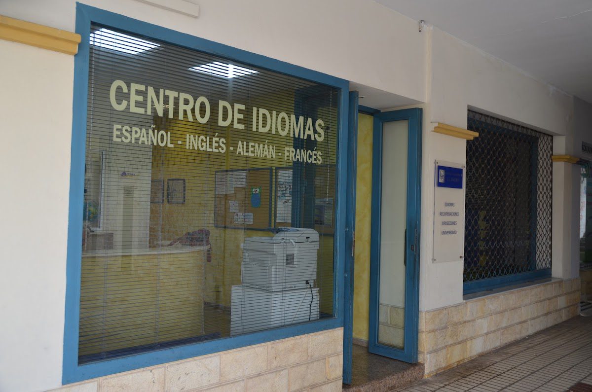 Academia Clavero