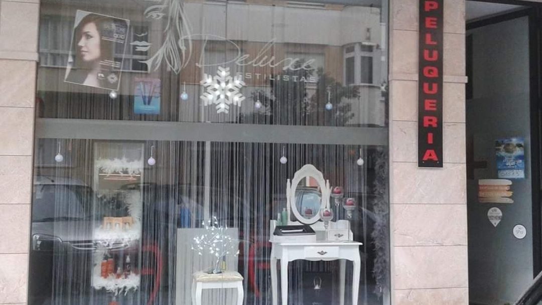Deluxe Estilistas - Peluquería