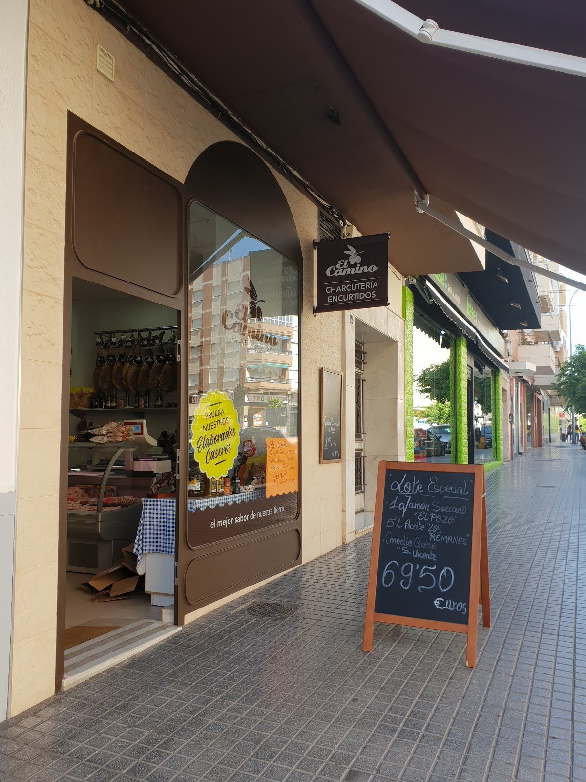 Charcutería El Camino Viejo.