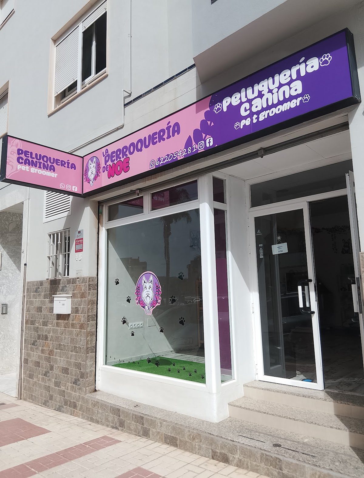 La perroquería de Noe